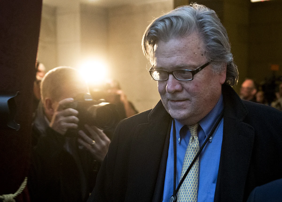 Trump Says Steve Bannon `Lost His Mind' in Dramatic Breakup