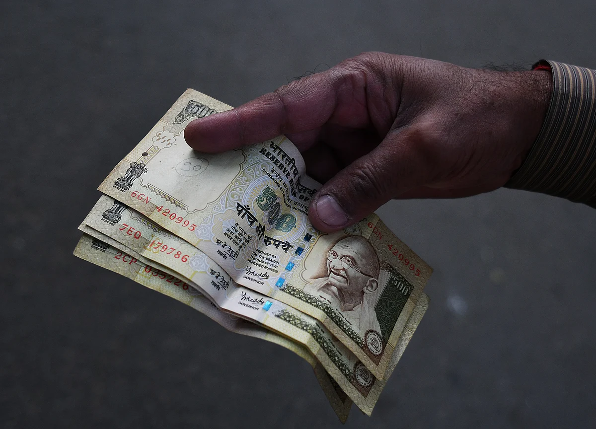 Modi Cash Ban a `Total Failure' as 99% of Banned Notes Back