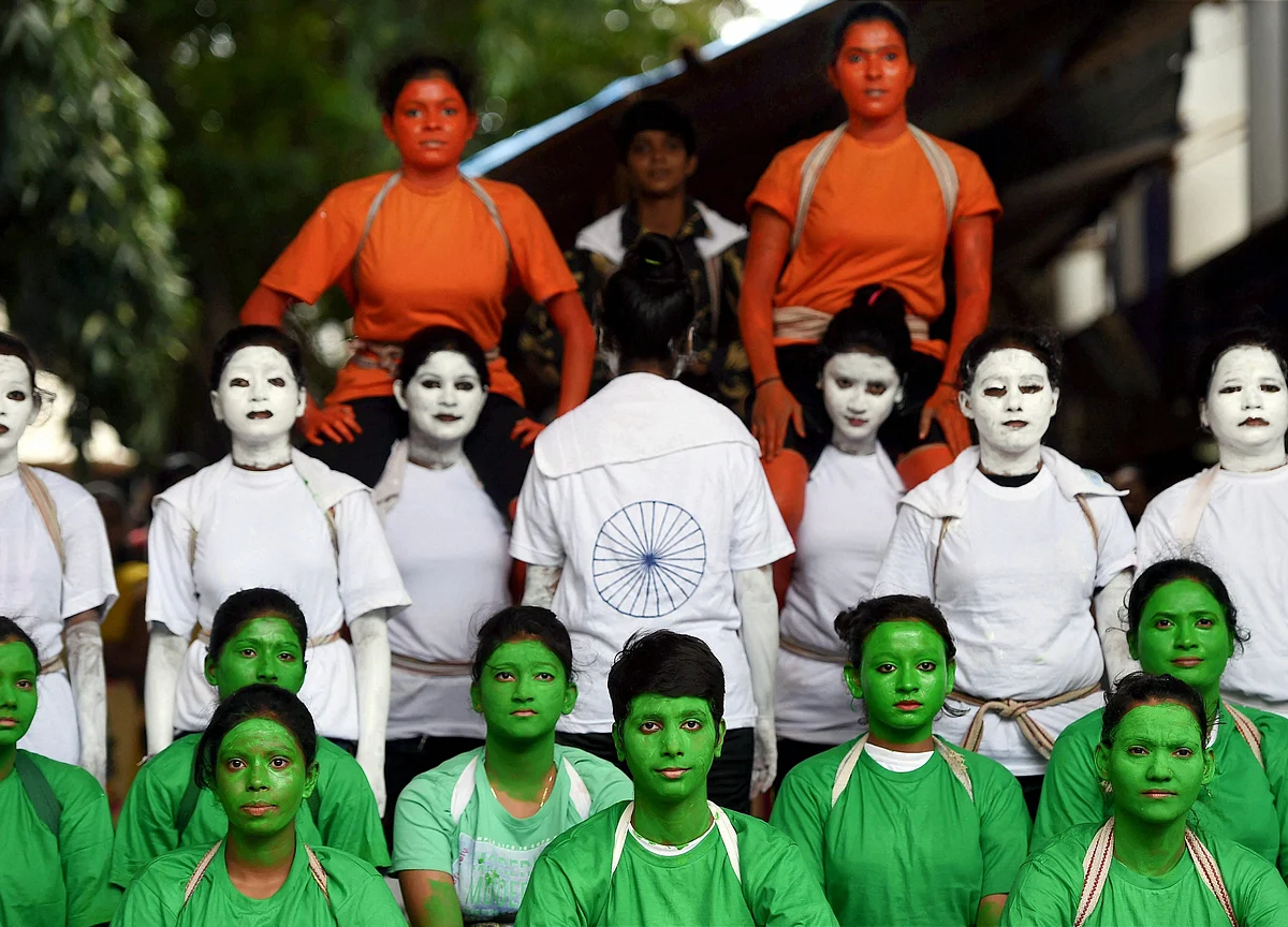 BQuick On Aug. 14: Top 10 Stories In Under 10 Minutes