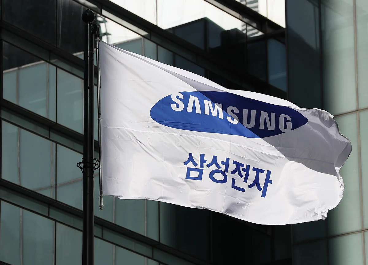 South Korea May Force Sale of $13 Billion in Samsung Shares