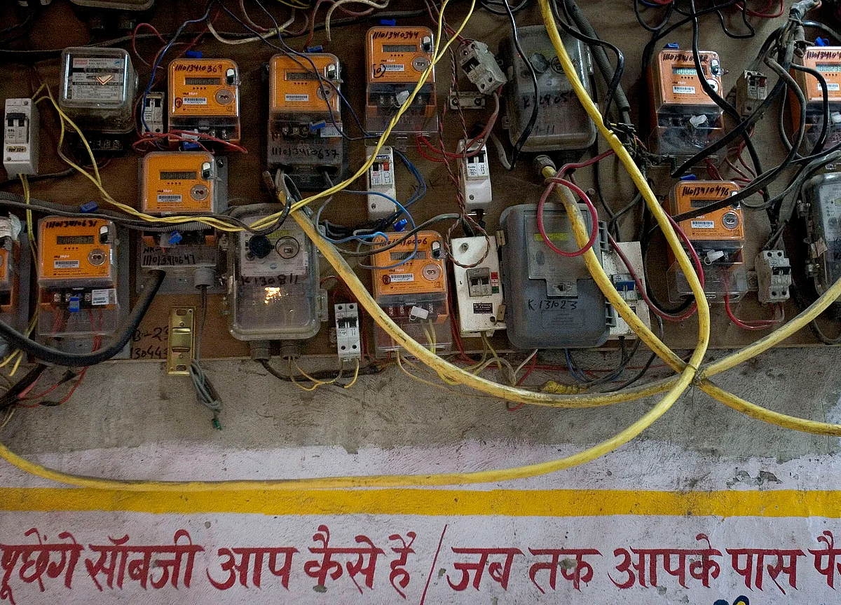 India Mulls Mass Rollout of Smart Meters to Revive Utilities