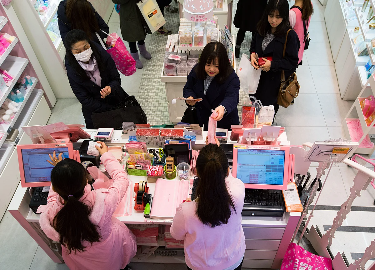 Unilever Bets $2.7 Billion on South Korean Cosmetics Boom