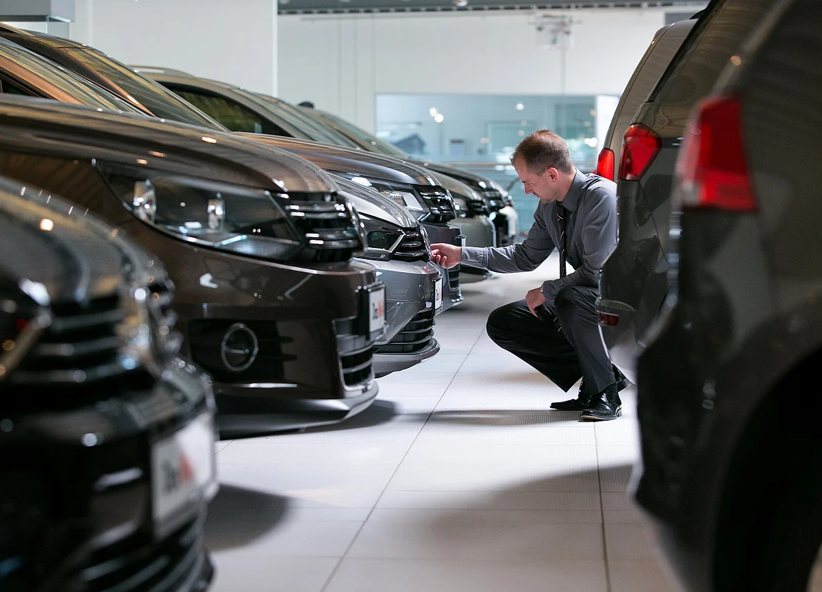 Slump In Vehicle Sales Puts Pressure On Auto-Focused Lenders