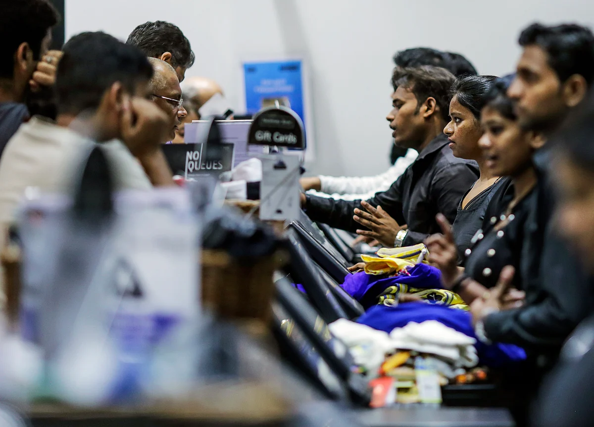 Amazon.com Investment Arm To Invest Rs 180 Crore In Shoppers Stop