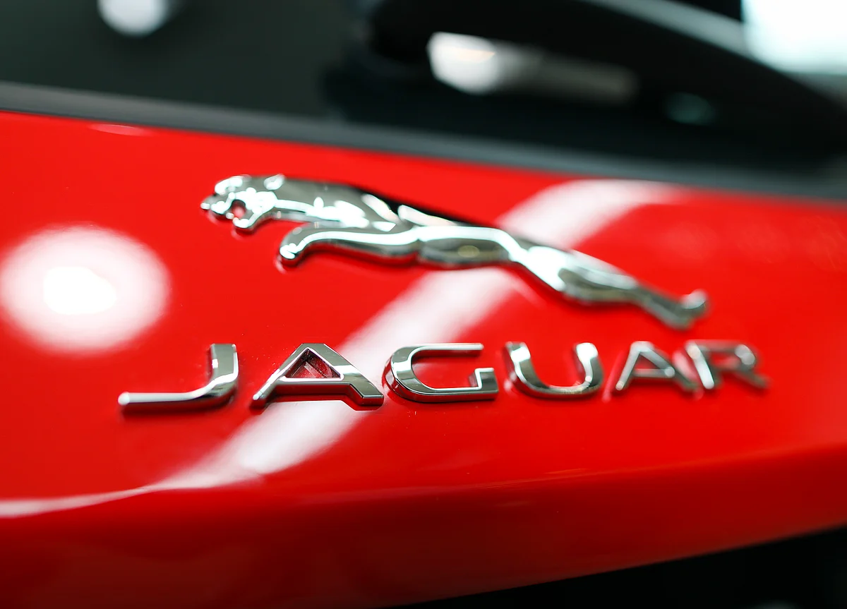 Jaguar Land Rover Debt Investors Run for Cover on Tariff Threats