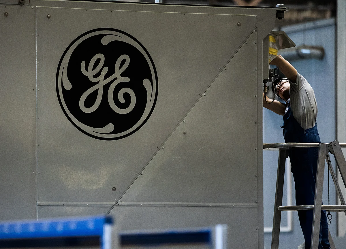GM Is Plotting an Electric Investment in Feud With Trump