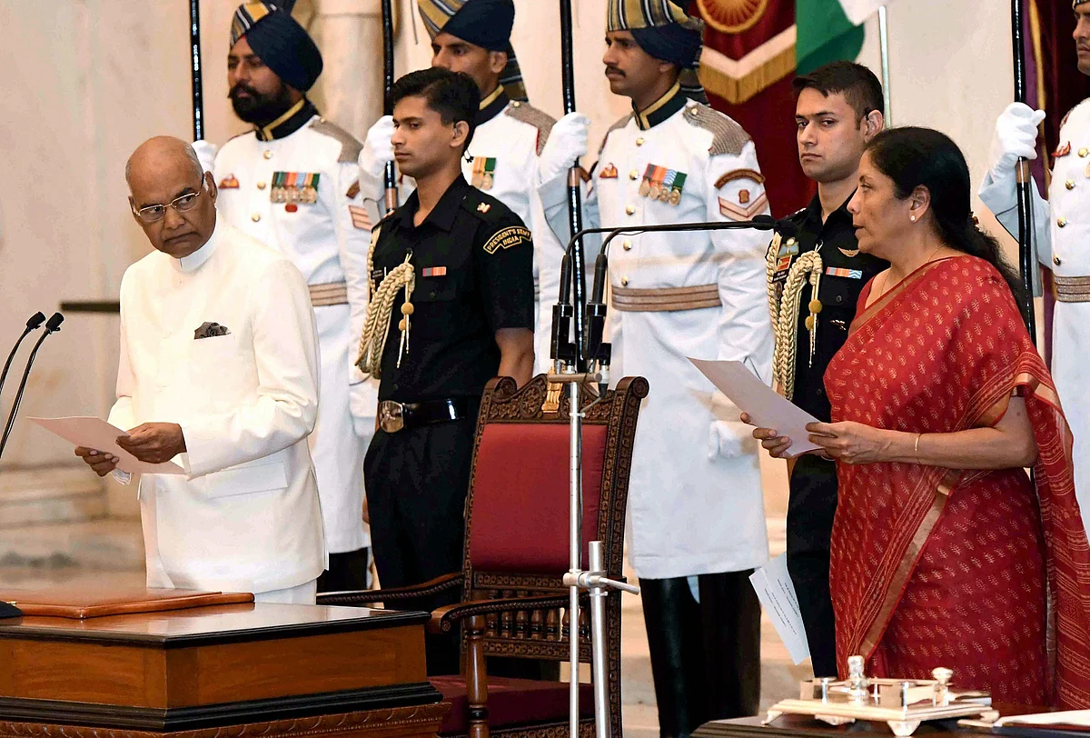 President Ram Nath Kovind administers oath to Nirmala Sitharaman as a Cabinet Minister at a ceremony at Rashtrapati Bhavan in New Delhi. (Source: PTI)