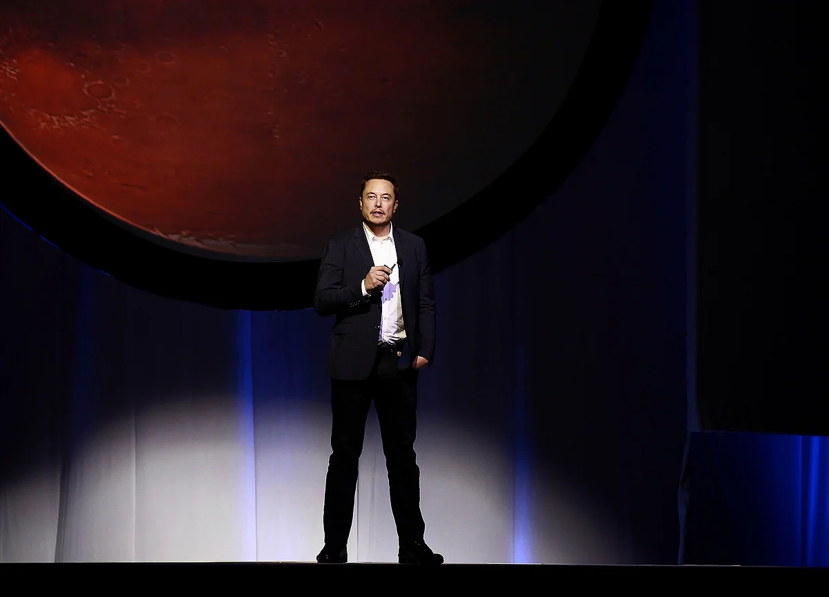 Tesla Says China Output May Hit 2,000 a Week This Year