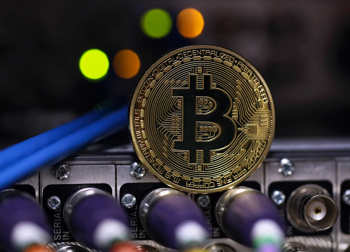 Buying Bitcoin More Like Gambling Than Investing, Poloz Says