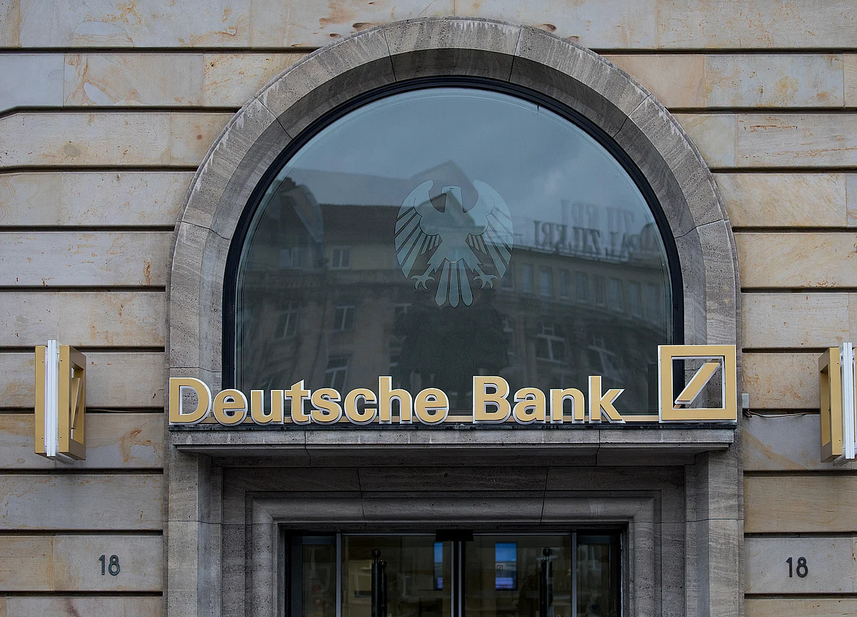 Cross-Border Deutsche Bank Merger? Not So Fast, Barclays Says
