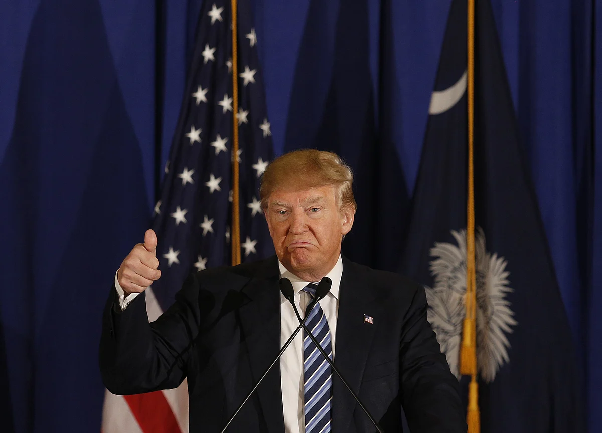 Trump Eclipsed by Democrats as He Heads to G-20 Summit in Japan