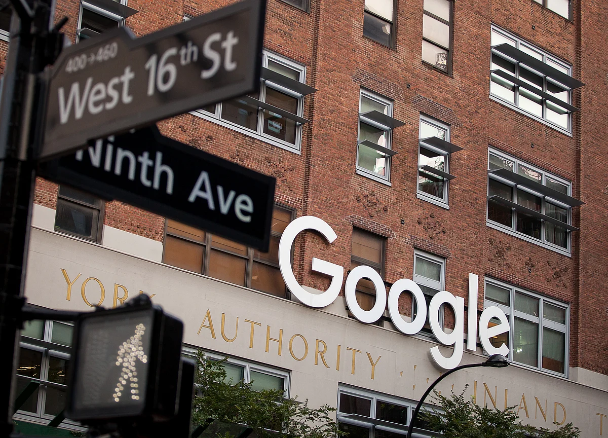 Google's U.S. Workforce Grew More Asian, Less White and Male