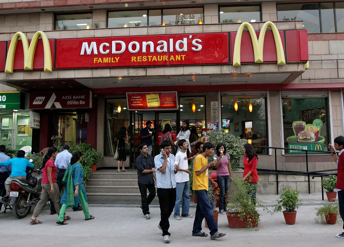 McDonald’s Case: NCLAT Gives Vikram Bakshi ‘Last Chance’ To Settle Matter With HUDCO