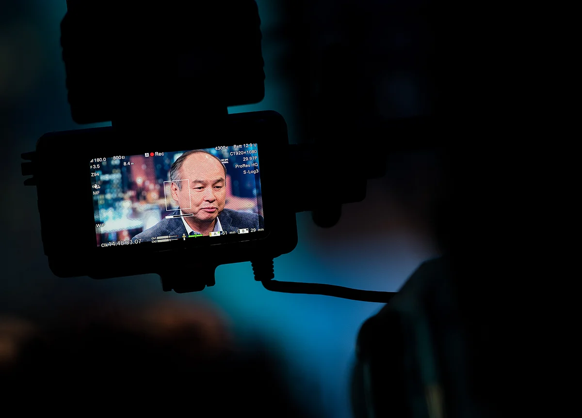 SoftBank Said to Plan Up to $25 Billion in Saudi Investments