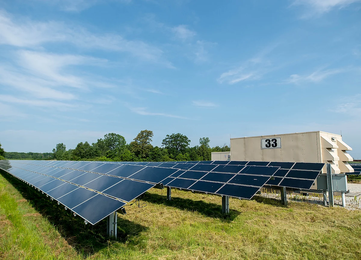 Ontario Vows to Kill More Than 750 Clean-Power Project Contracts