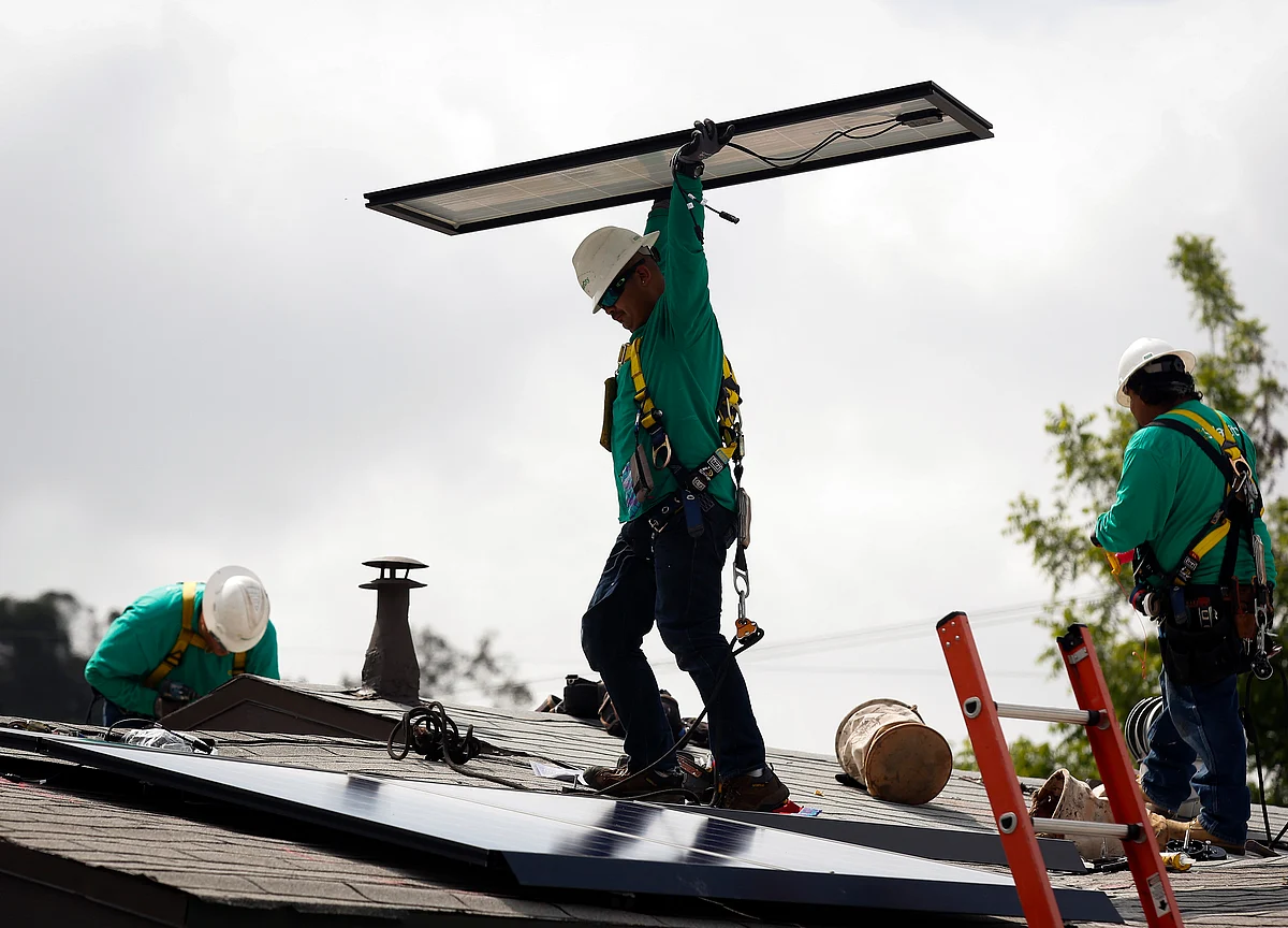 Renewable Energy Capacity By 2022 To Exceed 175 GW Target, Says Government