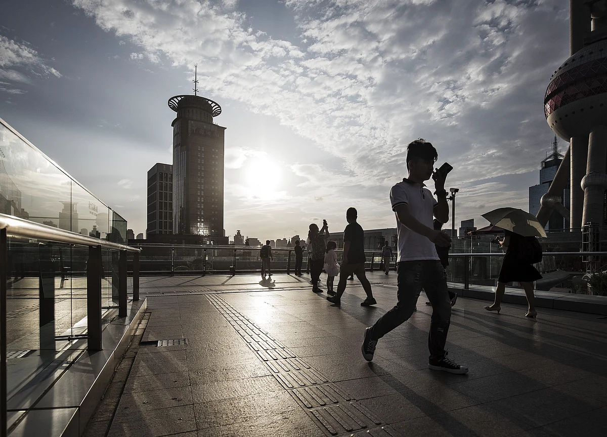 Emerging-Market Laggards Get Reality Check as Fed Veil Lifts