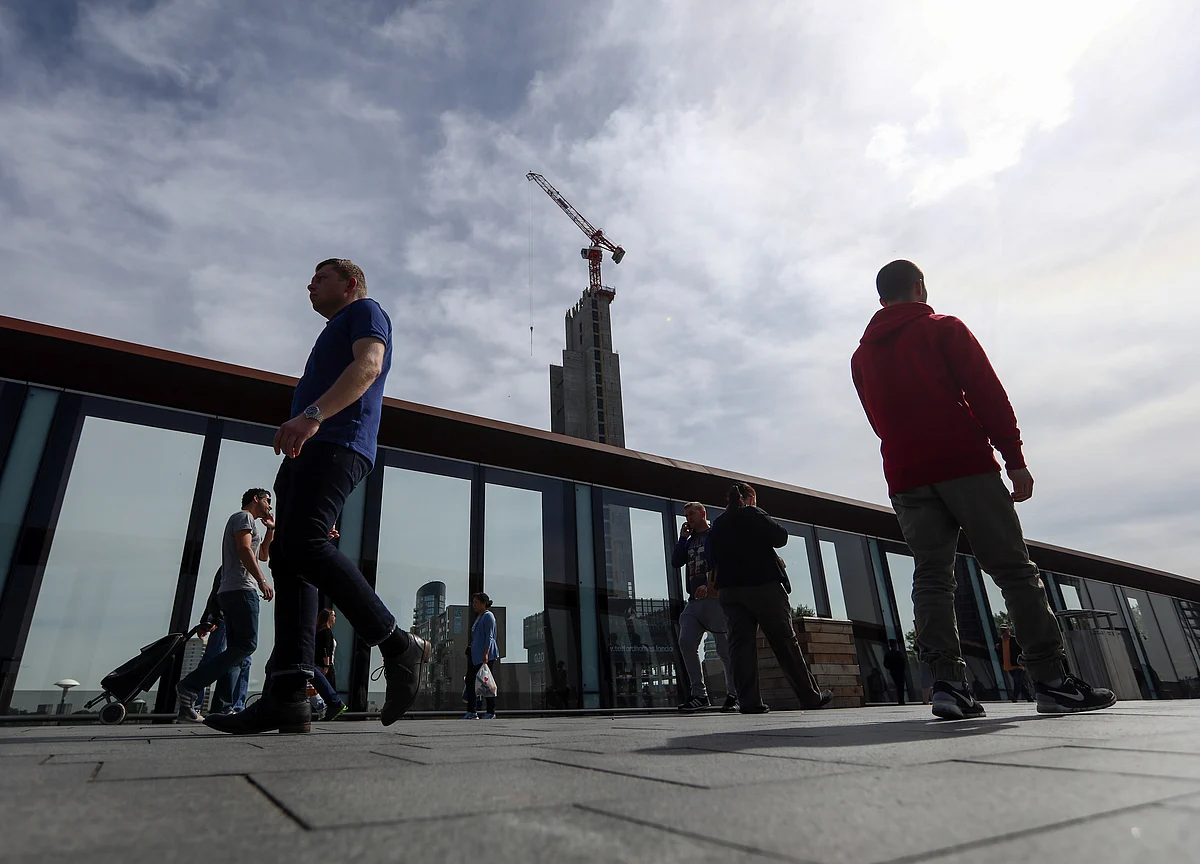 U.K. Construction Posts Worst Month Since 2009 on Brexit Worries