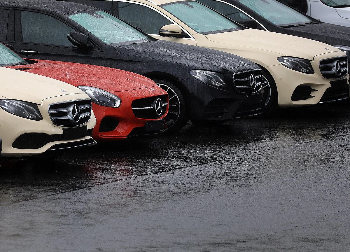 Auto Demand Facing a ‘Sustained Downturn' in World’s Two Biggest Markets