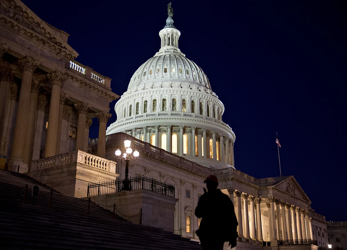 U.S. Posts Record Monthly Budget Surplus as Economy Picks Up