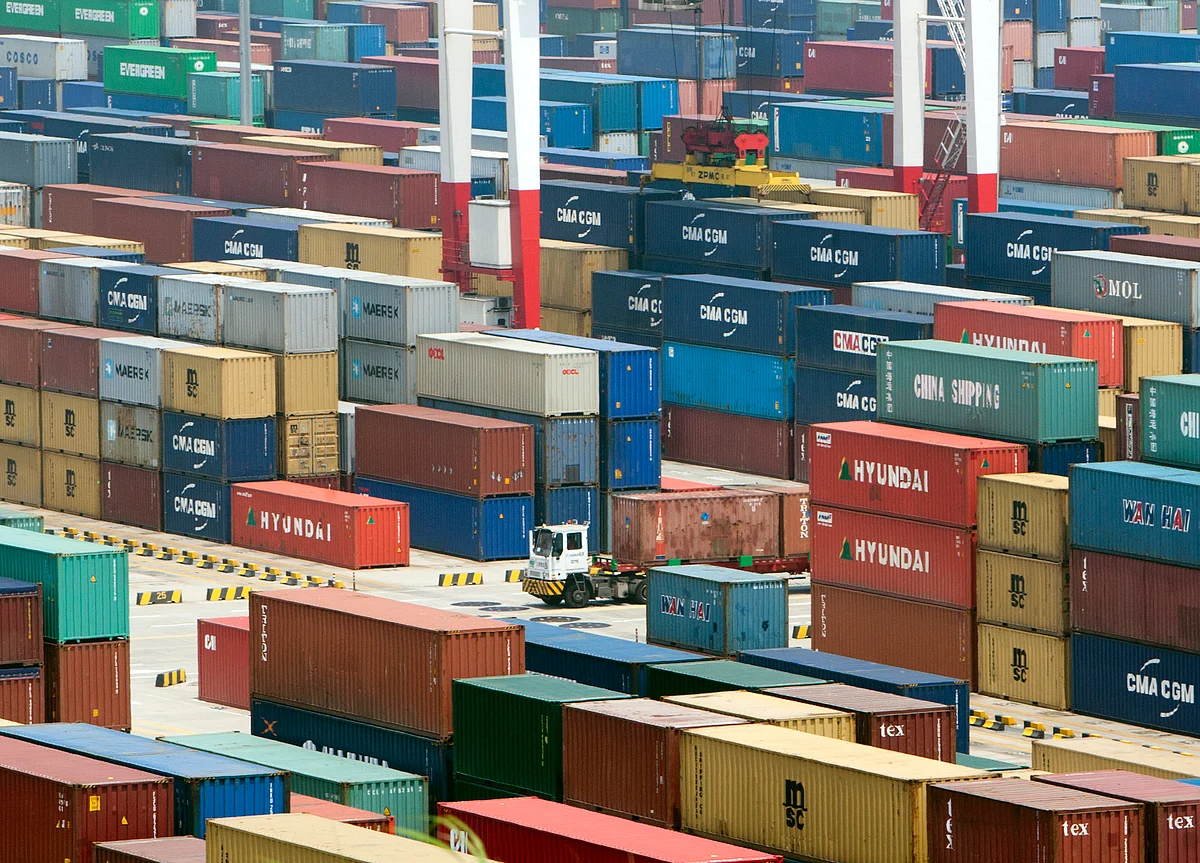 China's Economy Slows as Expected With Trade War Dimming Outlook