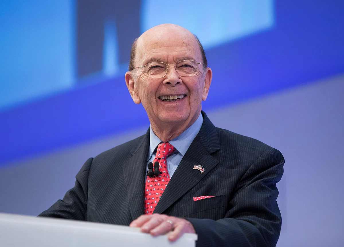 Ross’s Net Worth Calculation Cut to $860 Million by Bloomberg