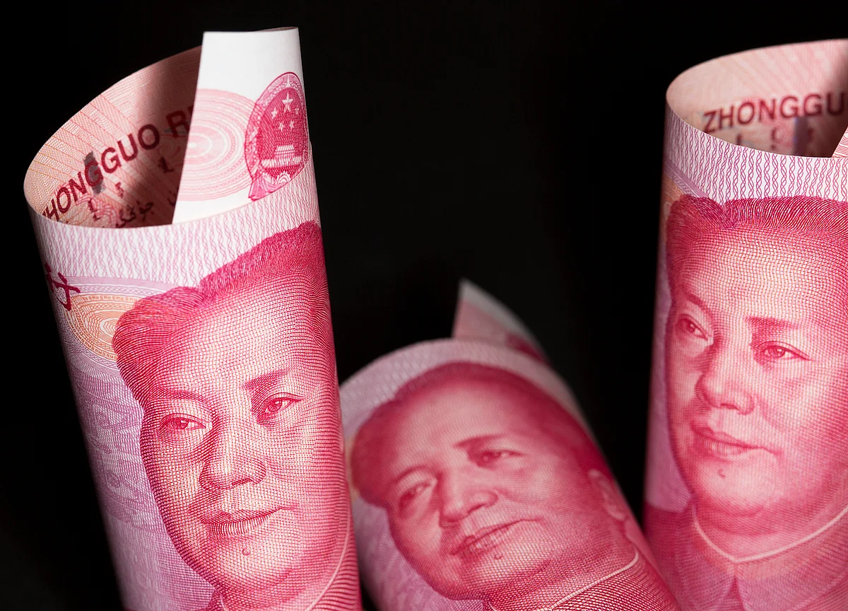 Bears Beware, Yuan Slide May End Soon as China Anniversary Looms