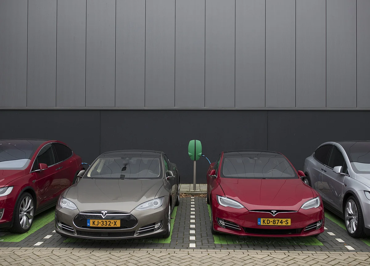 Tesla Is Rethinking the Rest Stop for California Road Trips