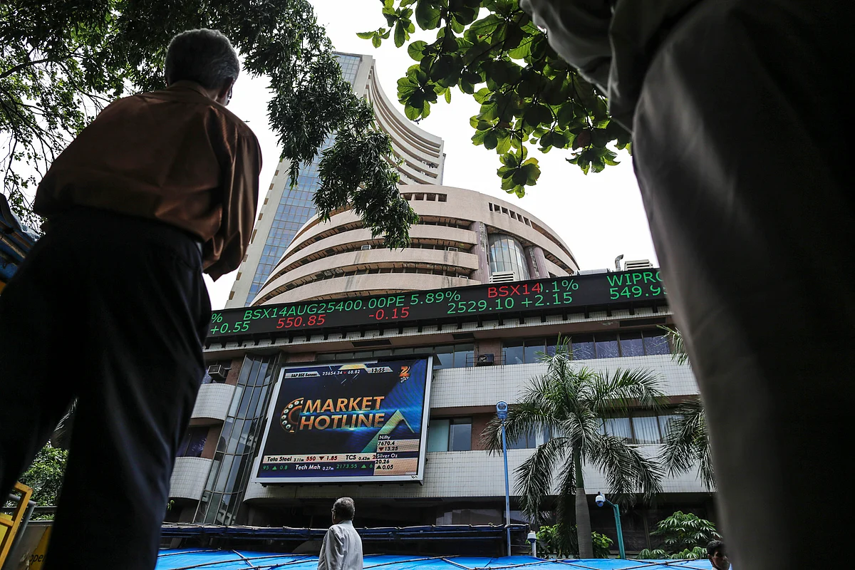 India Election Season Casts Shadow on Asia's Priciest Stocks