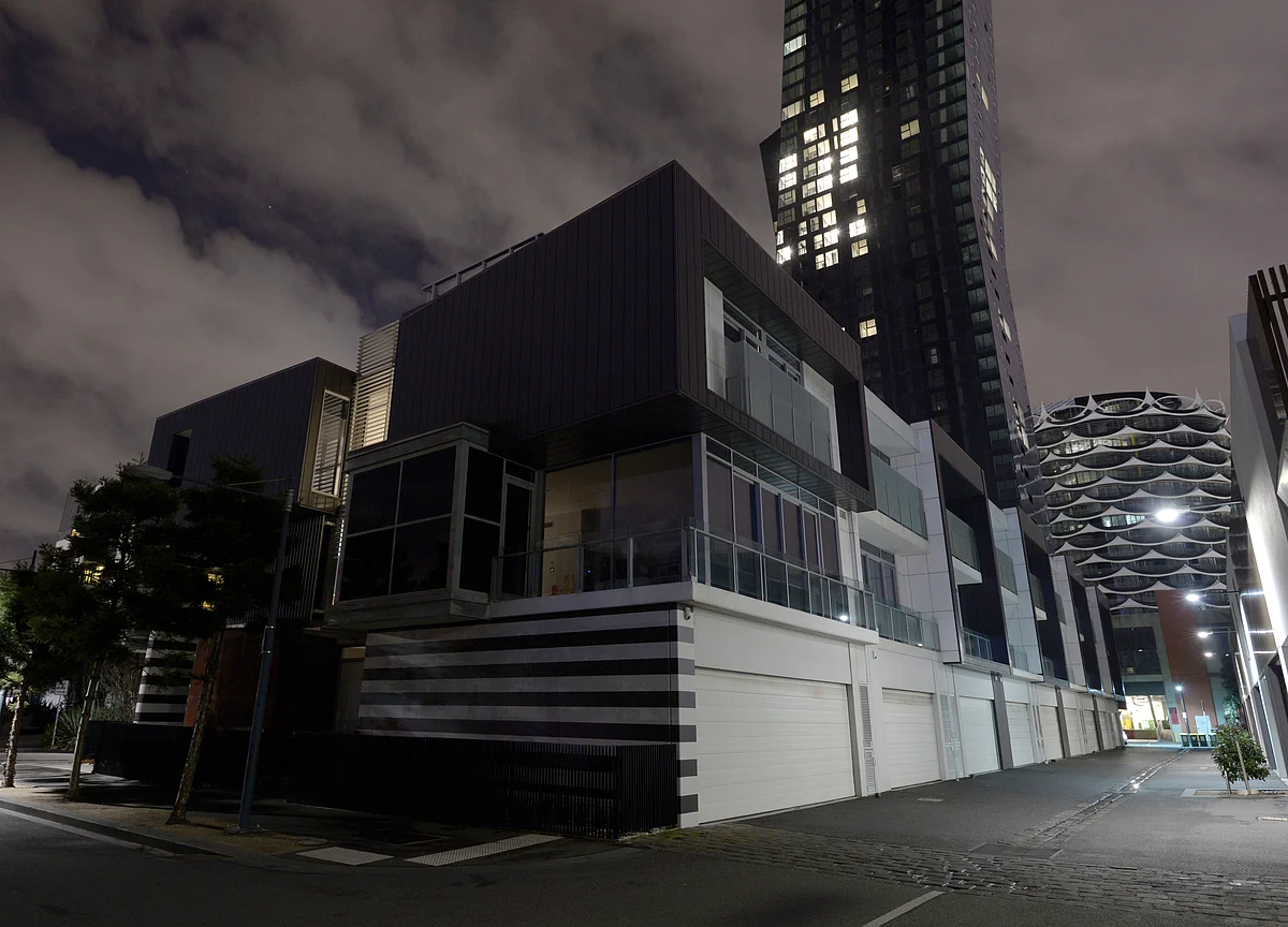 Australia Faces Housing Hangover Twice Size of U.S. Subprime