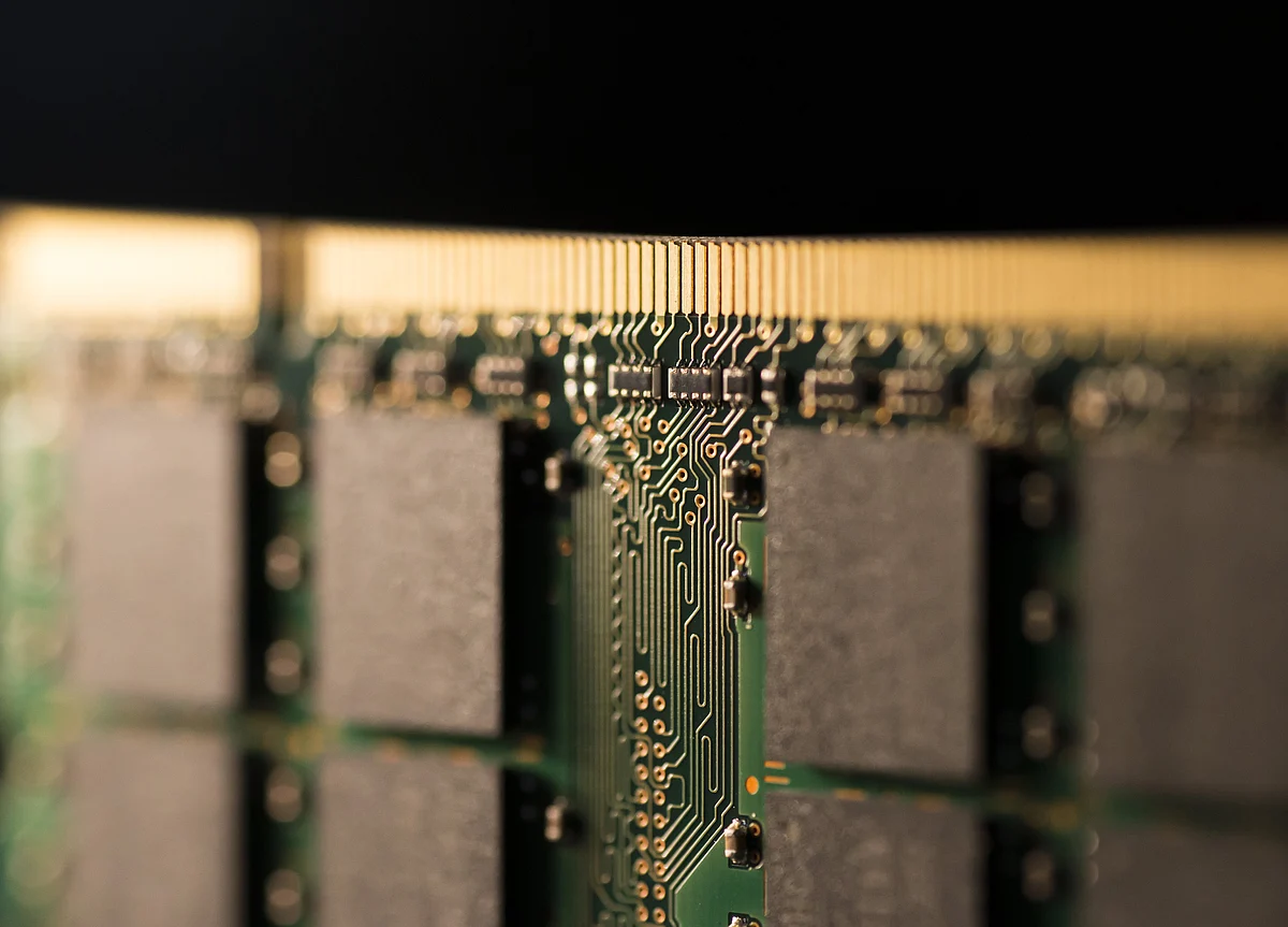 Chip Stock Carnage Seeps Into Asia With $11 Billion Lost