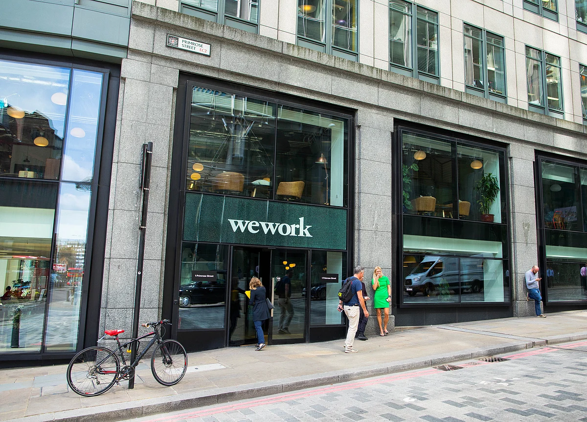 WeWork's Chinese Rival Nixes `UrWork' Label in Global Makeover