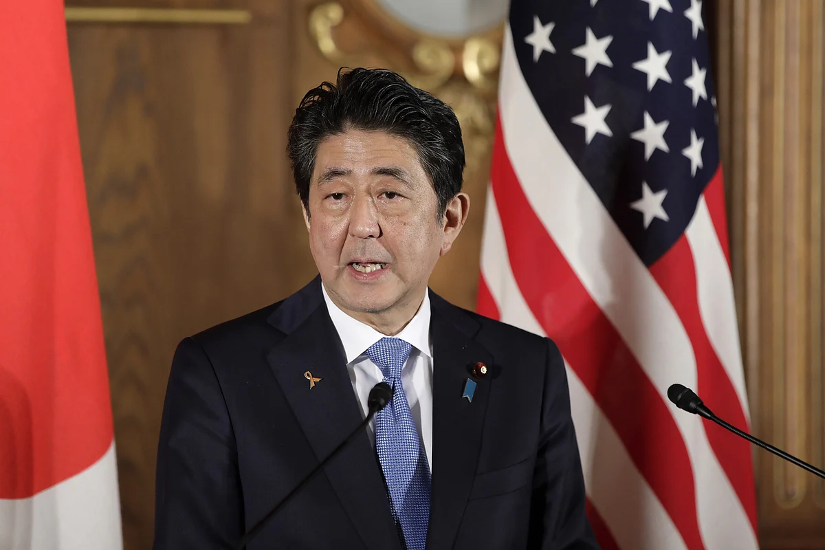 Japan Plans Carrot-and-Stick Tax Changes to Drive Wage Gains
