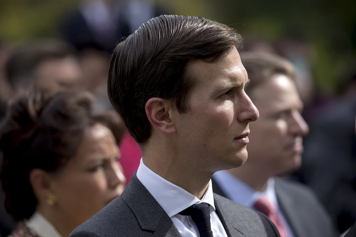 Kushner Is Said to Have Asked Flynn to Contact Russian Envoy