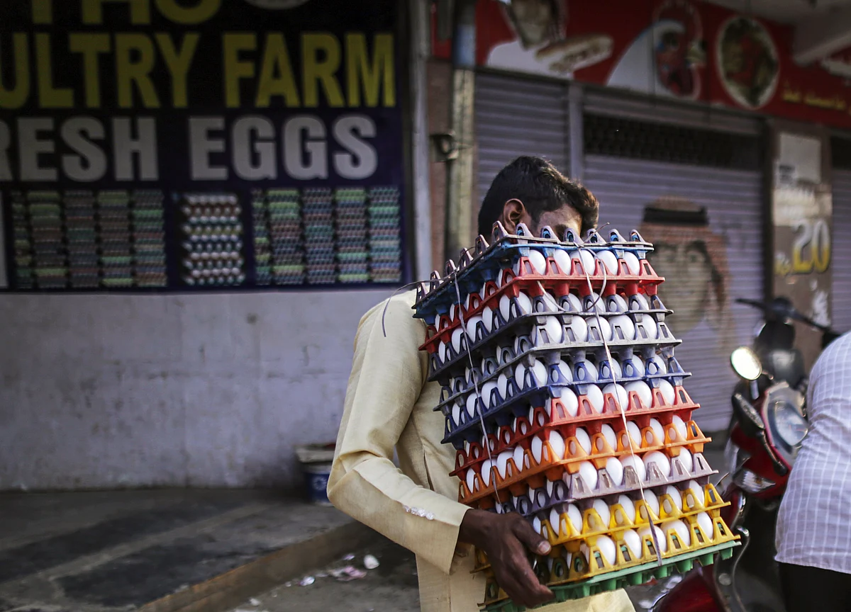 Wholesale Inflation Hits 8-Month High In November On Egg, Vegetable Prices