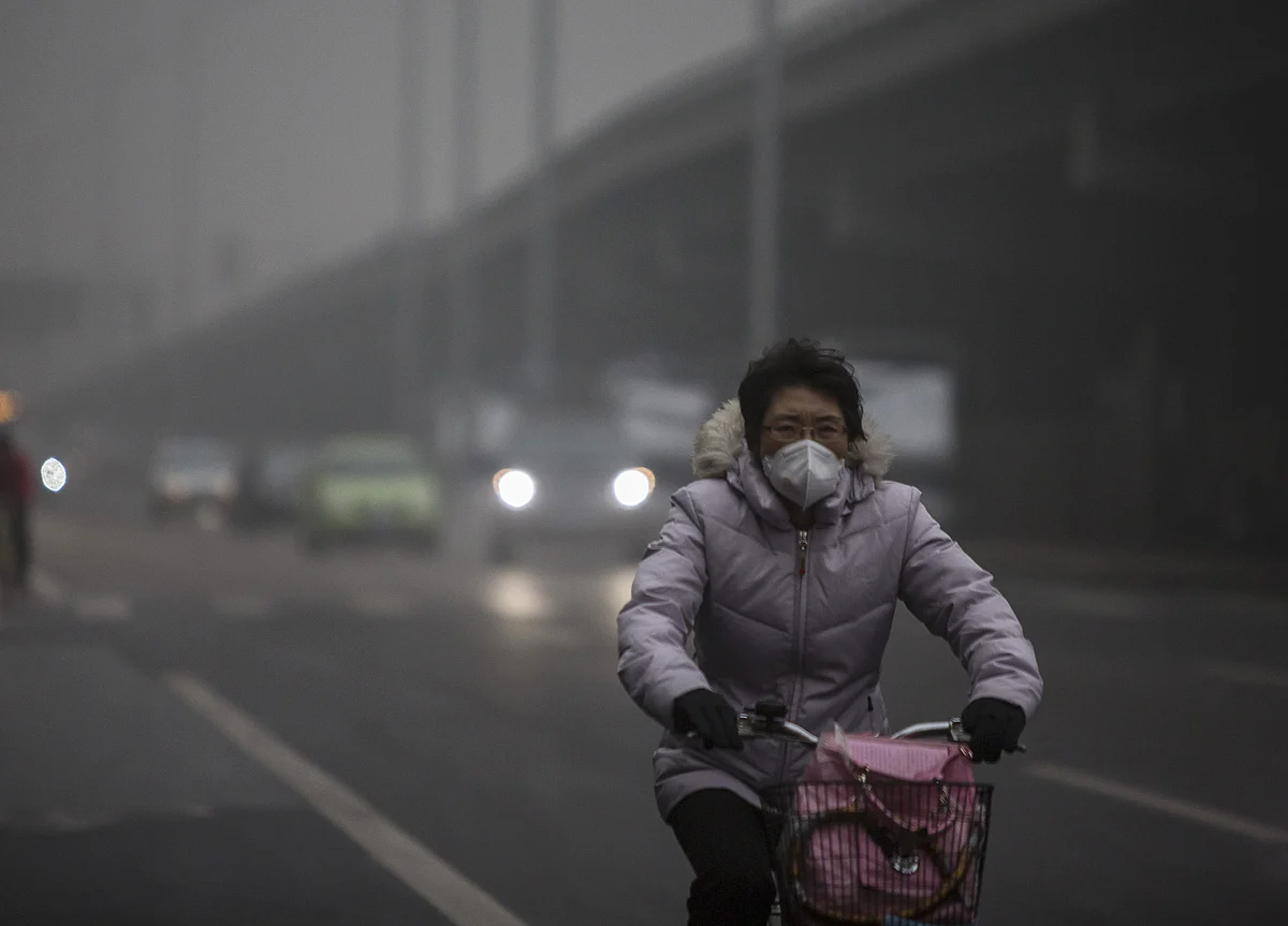 China Reports First Death From Mysterious Pneumonia Outbreak