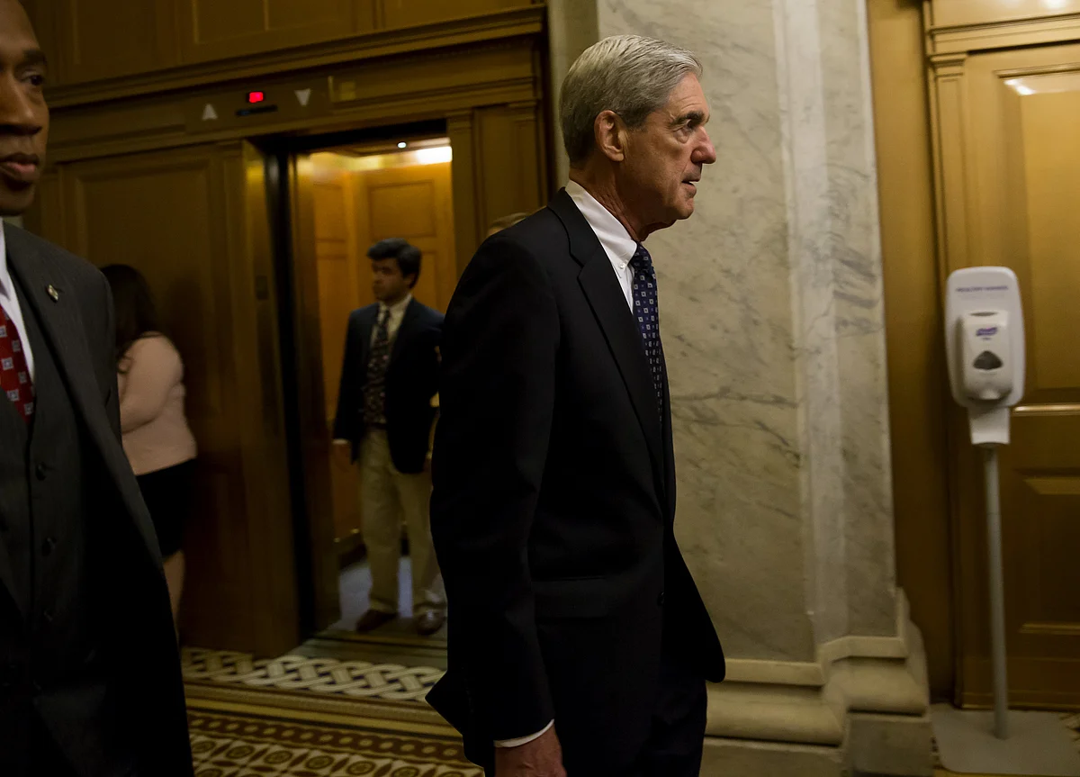 Mueller's Testimony Before House Panels to Be Put Off for a Week