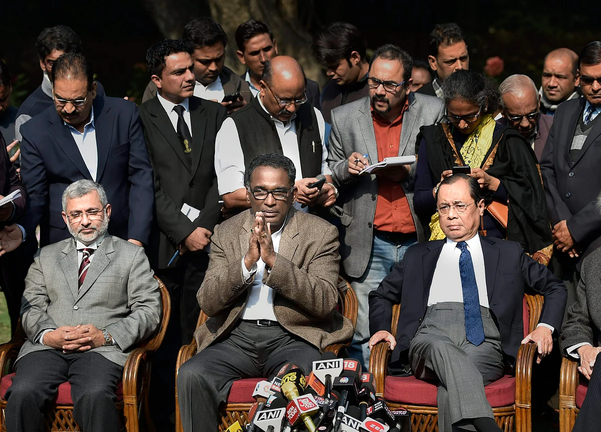 Chief Justice Dipak Misra Meets Four Senior-Most Judges Of Supreme Court