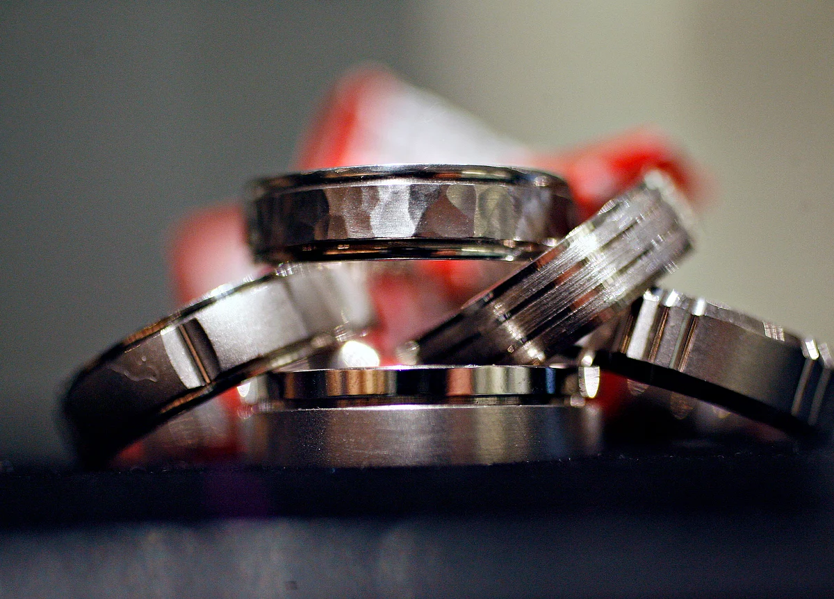Palladium Topples Record Again on `Extreme Tightness' in Supply