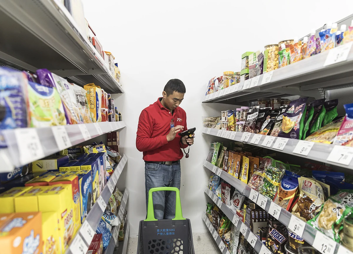 Wal-Mart Said to Elevate U.S. Executive to Key Overseas Role