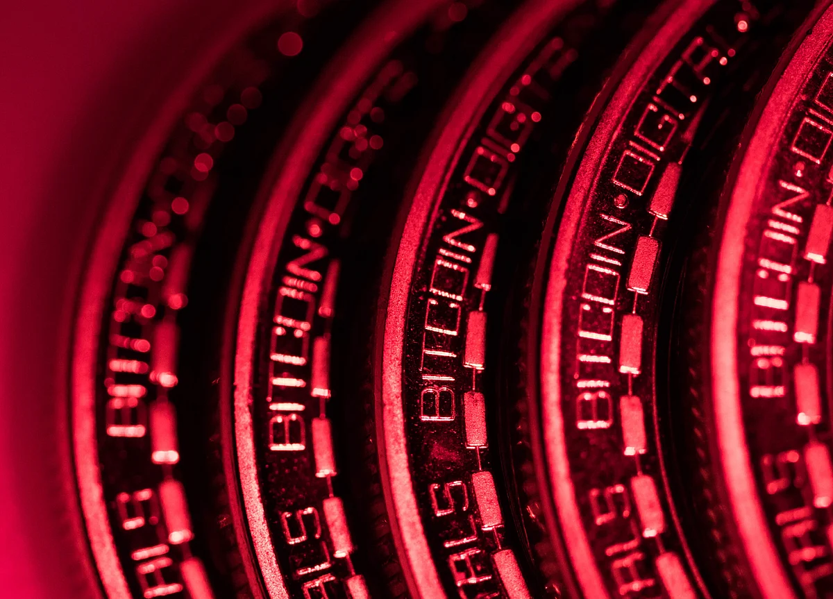India to Curb Cryptocurrency Use While Embracing Blockchain