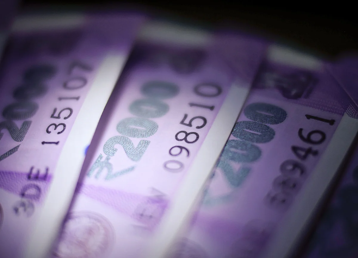 No Proposal To Discontinue Rs 2,000 Note, Government Says