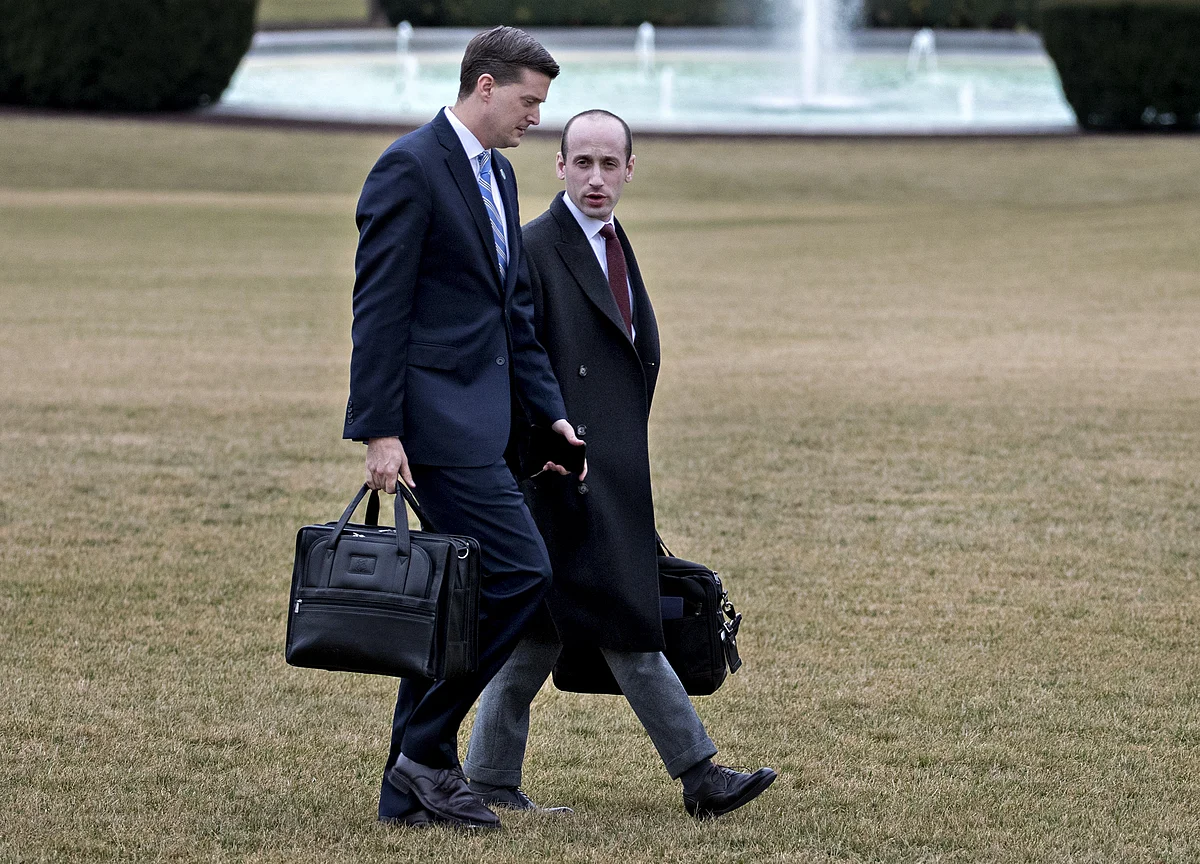 Kelly's Handling of Ex-Trump Aide Scrutinized After FBI Account