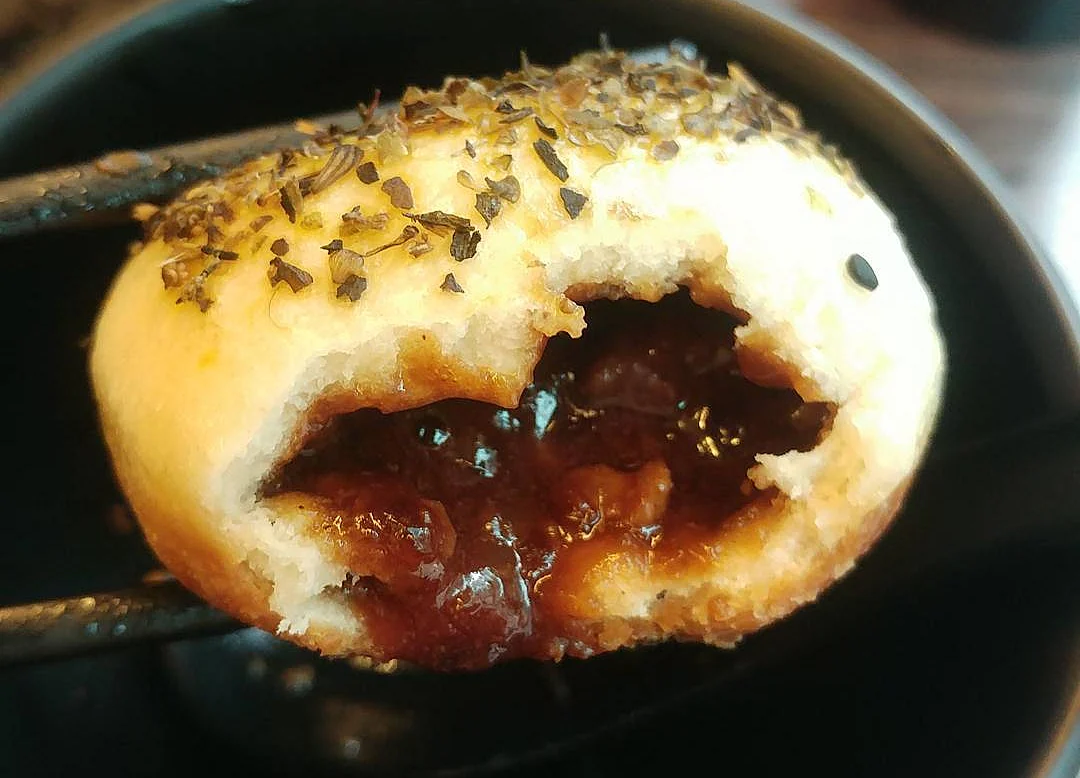 28 Delicious Dishes Around the World for $5 or Less