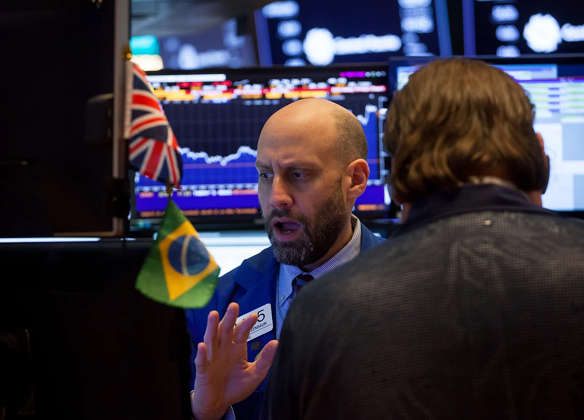 Stocks To Watch: Biocon, DHFL, HDFC AMC, InterGlobe Aviation, Jet Airways, RCom