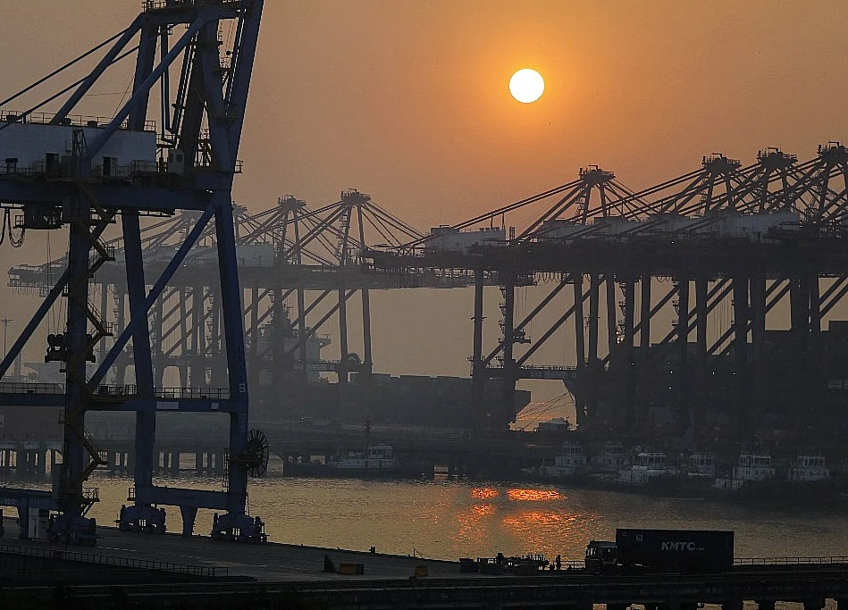 Adani Ports To Spend Rs 10,000 Crore To Develop Dighi Port