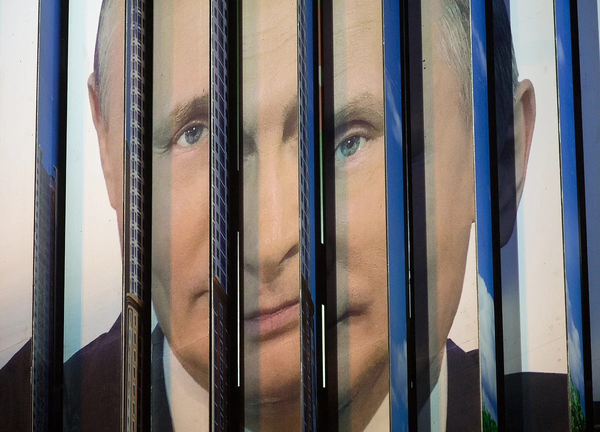 The West Revives Anger at Putin, Who’s Anything But Humbled