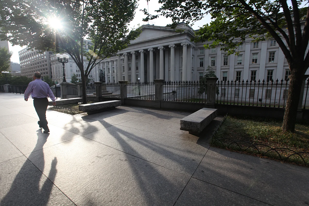 U.S. Treasury Officials Said to Set Meetings With Trading Firms