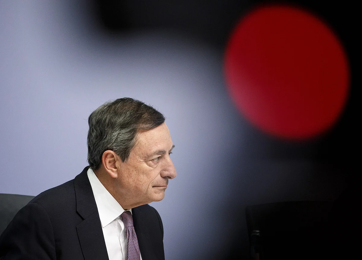 Euro-Area Inflation Downgrade Backs ECB's Ultra-Slow Exit