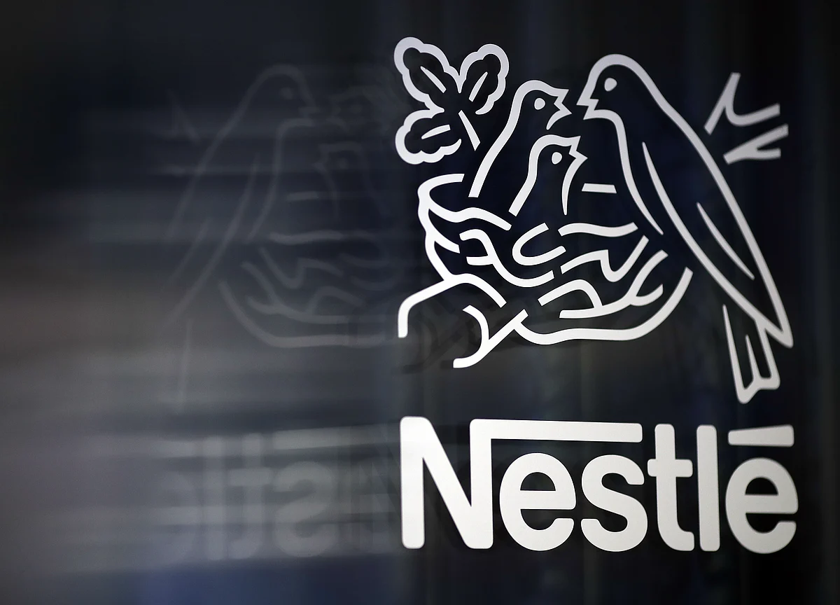 Travel Curbed at Nestle, L’Oreal, Cargill as Virus Spreads